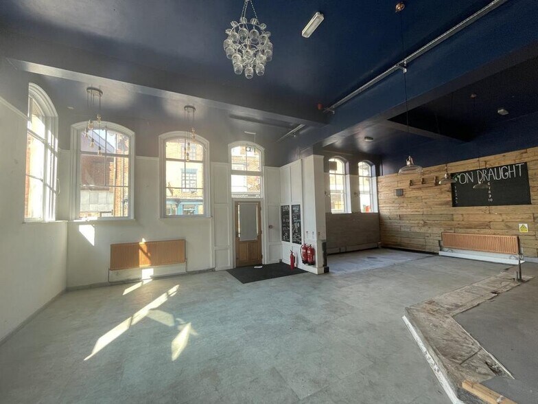 23-25 St Edward St, Leek en alquiler - Foto del interior - Imagen 2 de 7