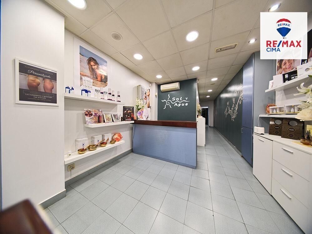 Local en Granada, Granada en venta Foto del edificio- Imagen 1 de 23