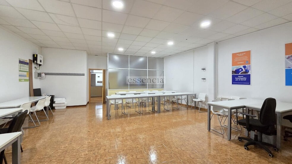 Local en Gandia, Valencia en alquiler - Foto del edificio - Imagen 2 de 16