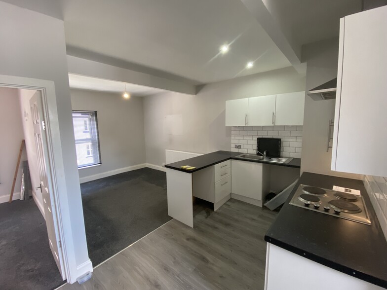 19 Middle Hillgate, Stockport en venta - Foto del interior - Imagen 2 de 4