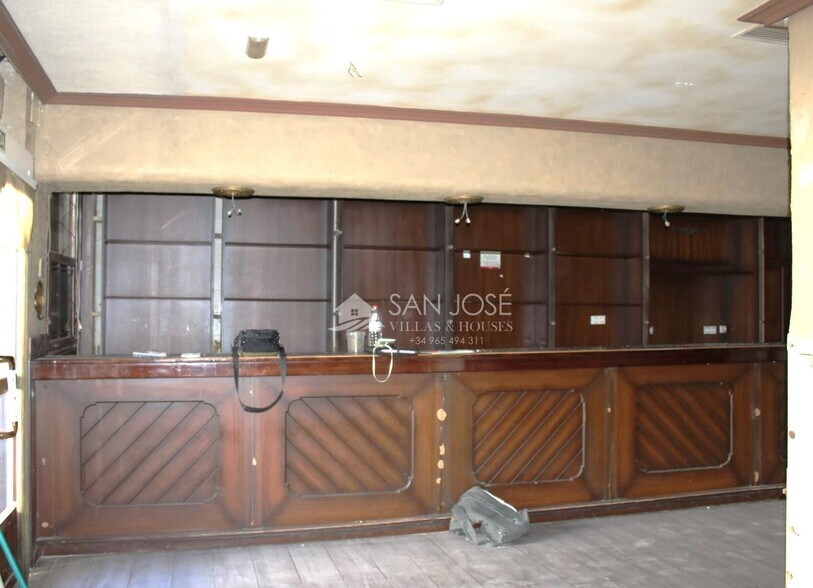 Local en La Romana en venta - Foto del edificio - Imagen 2 de 9