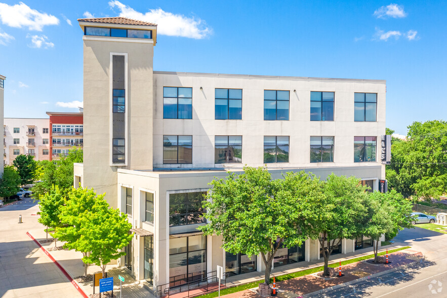 2421 W 7th St, Fort Worth, TX en alquiler - Foto del edificio - Imagen 1 de 3