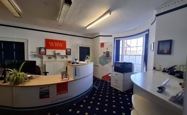 7 Silver St, Axminster en venta - Foto del interior - Imagen 3 de 7