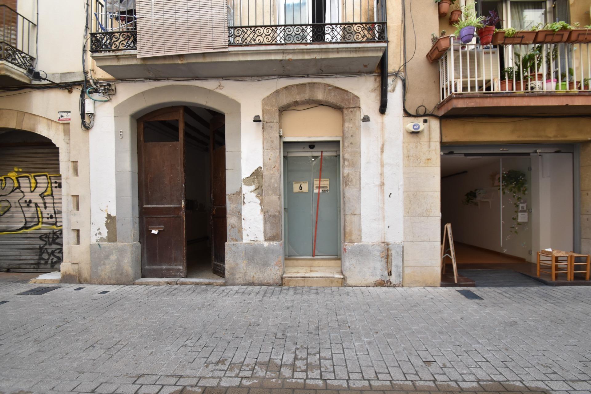 Edificio residencial en Vilanova i la Geltrú, Barcelona en venta Foto del interior- Imagen 1 de 2