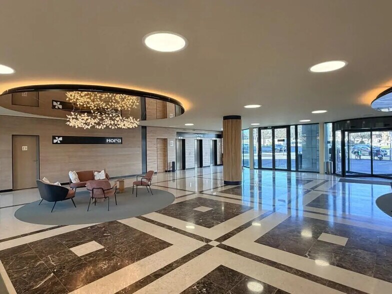 2-6 Place Du General De Gaulle, Antony en alquiler - Foto del edificio - Imagen 2 de 15