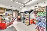 Interior local