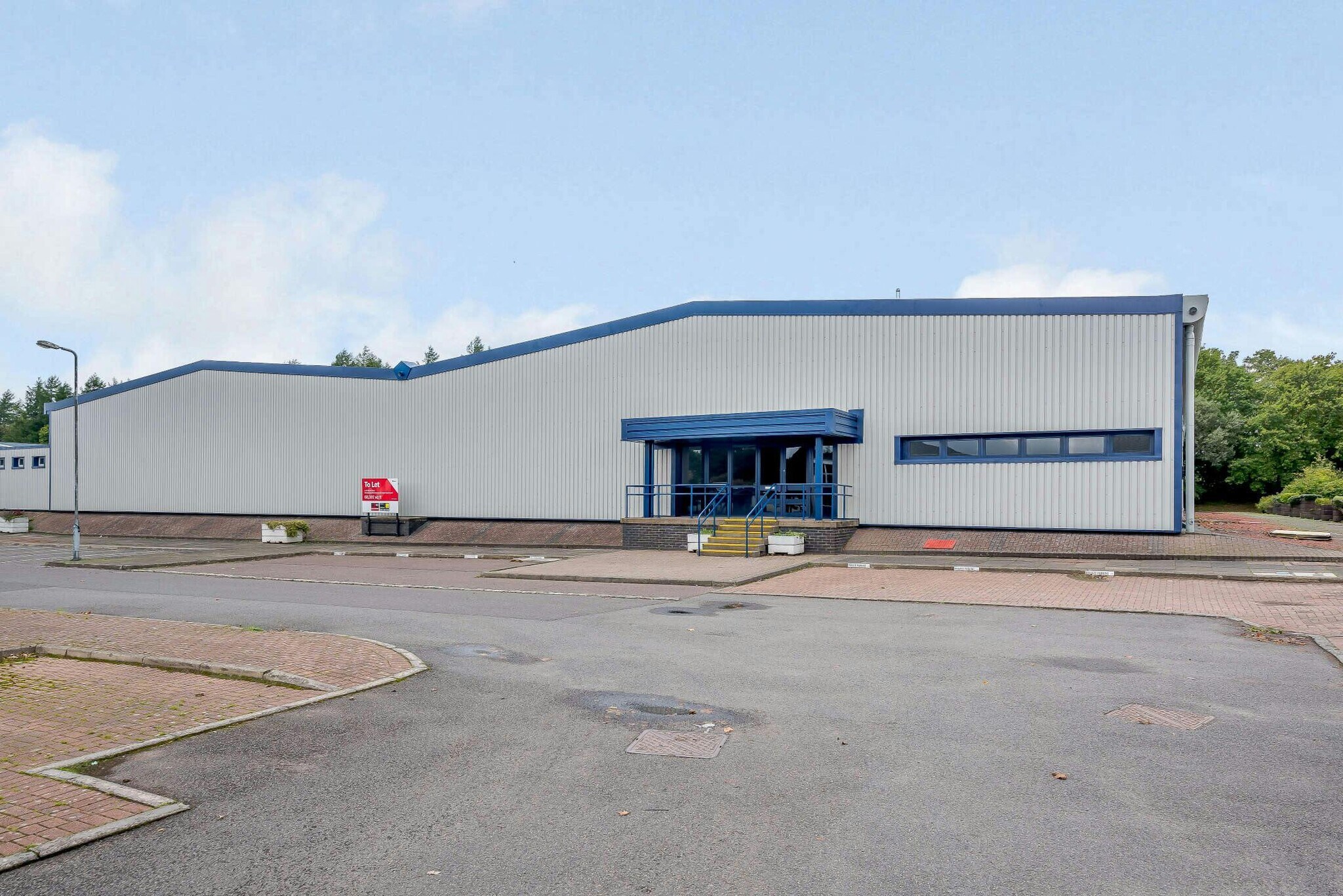 12-20 Napier Pl, Cumbernauld en alquiler Foto del edificio- Imagen 1 de 10