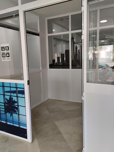 Local en Córdoba en venta - Foto del edificio - Imagen 2 de 20