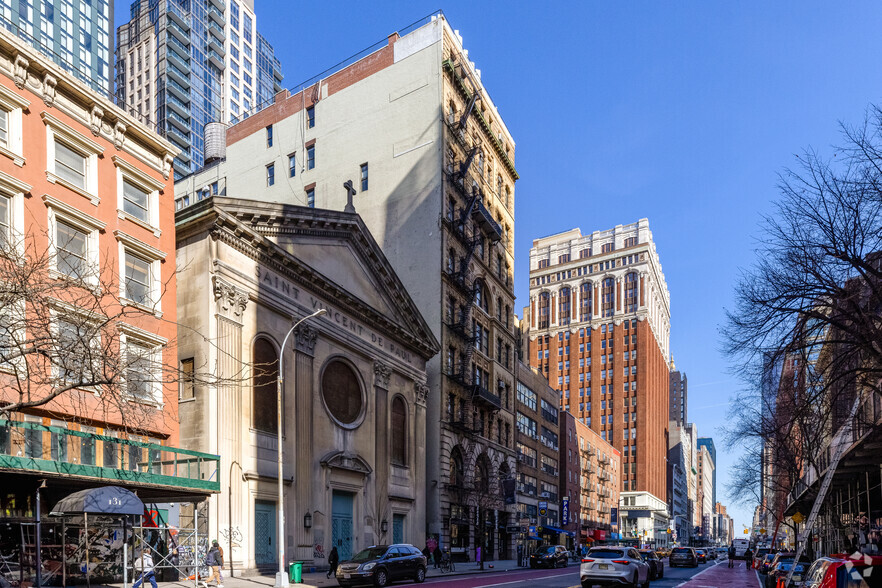 119 W 23rd St, New York, NY en alquiler - Foto del edificio - Imagen 3 de 4