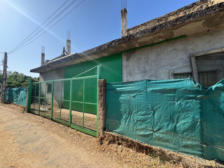 Nave en SEVILLA, Sevilla en venta - Foto del edificio - Imagen 3 de 14