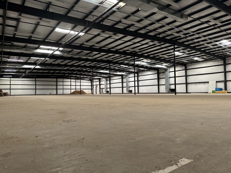 135 Industrial Blvd, Madison, MS en alquiler - Foto del interior - Imagen 3 de 16