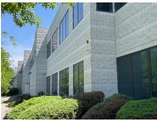 600 Boyce Rd, Pittsburgh, PA en venta - Foto del edificio - Imagen 1 de 39