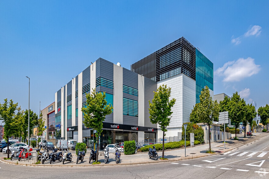 Carrer de Colom, 408, Terrassa, Barcelona en alquiler - Foto del edificio - Imagen 2 de 3