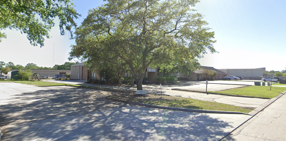 11638 Sunbelt Ct, Baton Rouge, LA en alquiler - Foto del edificio - Imagen 3 de 19