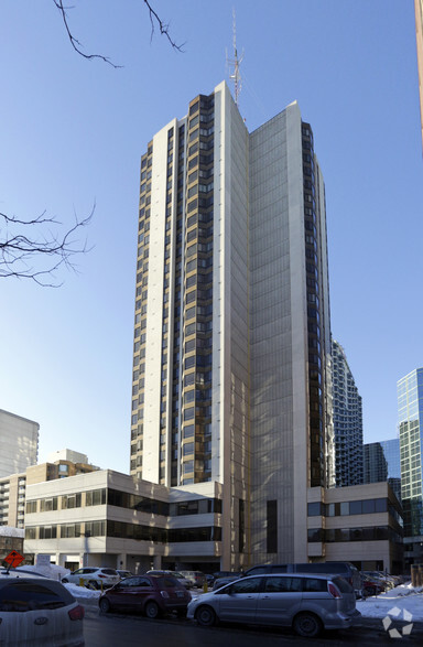 221 Lyon St, Ottawa, ON en alquiler - Foto del edificio - Imagen 2 de 4