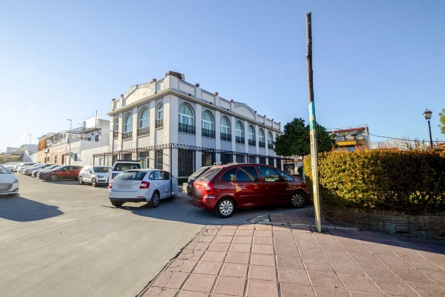 Calle Pablo Neruda, 1, Mairena del Aljarafe, Sevilla en venta - Foto del edificio - Imagen 3 de 24