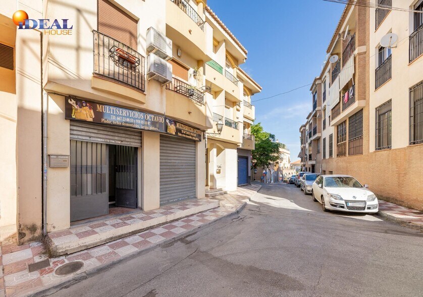 del Cerezo, 2, La Zubia, Granada en venta - Foto del edificio - Imagen 1 de 15