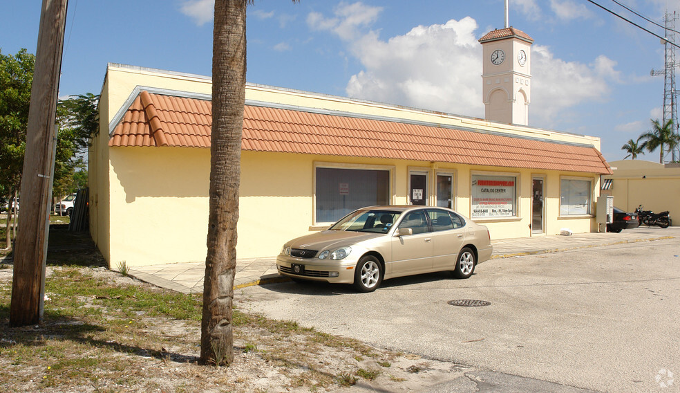 155 NE 1st St, Deerfield Beach, FL en alquiler - Foto del edificio - Imagen 2 de 2