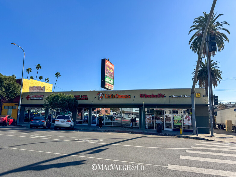 4960 S Huntington Dr, Los Angeles, CA en alquiler - Foto del edificio - Imagen 2 de 12