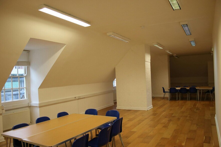 213 Haverstock Hl, London en alquiler - Foto del edificio - Imagen 2 de 6