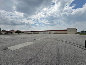 1535 Fieldhouse Ave, Elkhart, IN en alquiler Foto del interior- Imagen 2 de 11