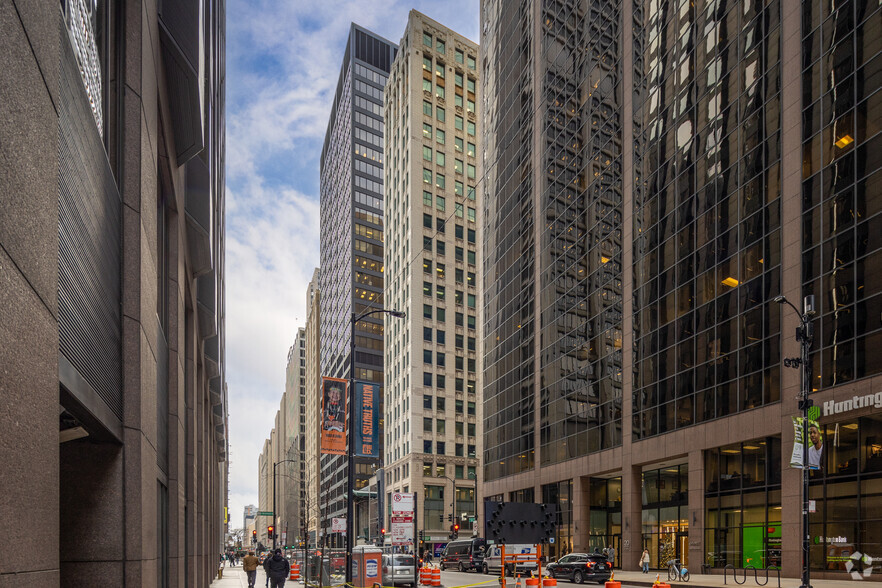 105 W Madison St, Chicago, IL en alquiler - Foto del edificio - Imagen 2 de 15