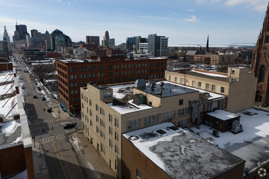 785 Main St, Buffalo, NY en venta - Foto del edificio - Imagen 2 de 5