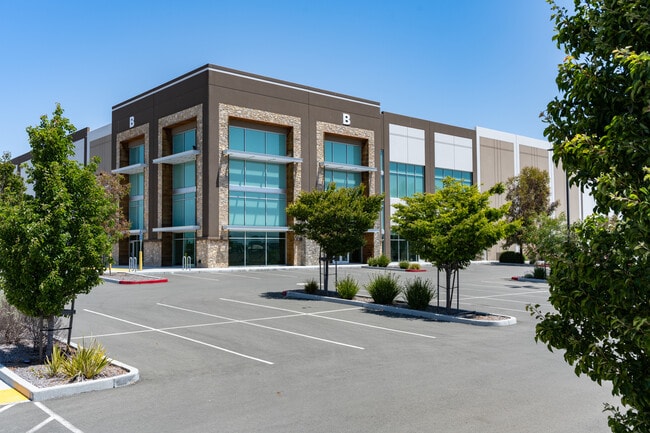Más detalles de 400 Boone Dr, American Canyon, CA - Nave en alquiler