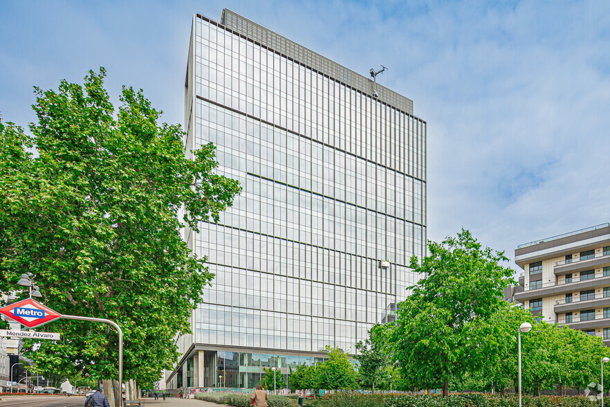 Calle Méndez Álvaro, 61, Madrid, Madrid en alquiler - Foto del edificio - Imagen 2 de 18