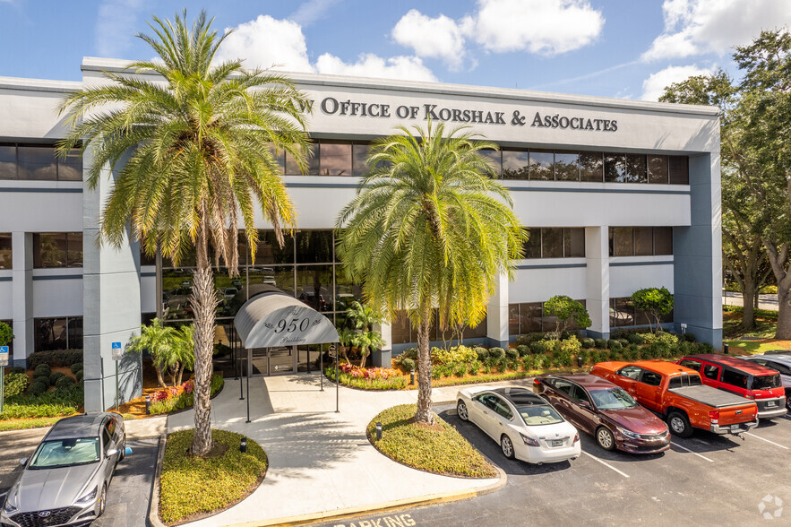 950 S Winter Park Dr, Casselberry, FL en alquiler - Foto del edificio - Imagen 2 de 6