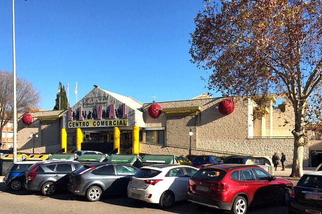 Más detalles de Avenida de Castilla, 6, Alcalá de Henares - Local en alquiler