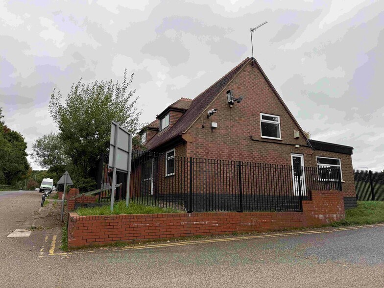 Ridge Hill Dr, Crewe en alquiler - Foto del edificio - Imagen 2 de 20