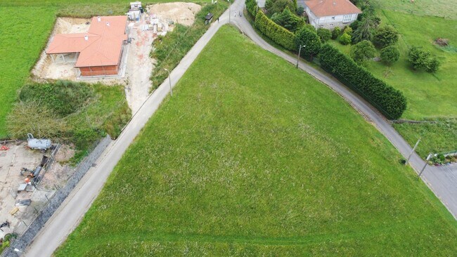 Más detalles de Barrio Montico, 16, Carreño - Terreno en venta