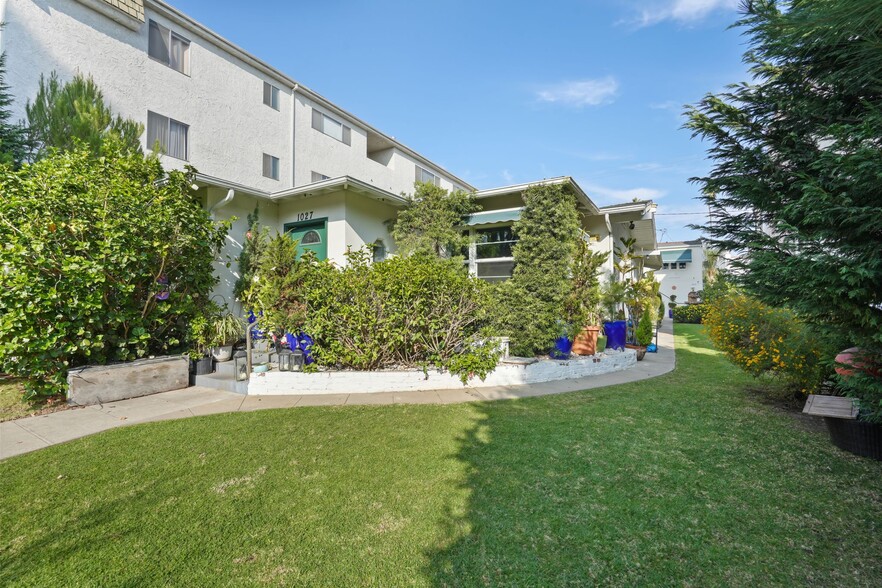 1027 12th St, Santa Monica, CA en venta - Foto del edificio - Imagen 2 de 23