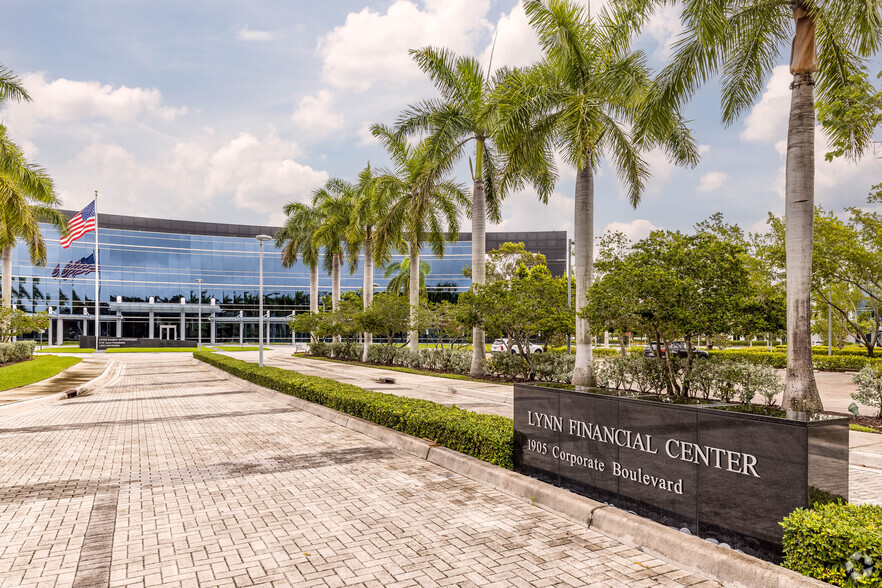 1905 NW Corporate Blvd, Boca Raton, FL en alquiler - Foto del edificio - Imagen 1 de 14