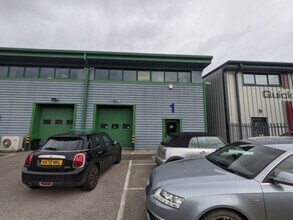 Combe Ln, Wormley en alquiler Foto del edificio- Imagen 1 de 3