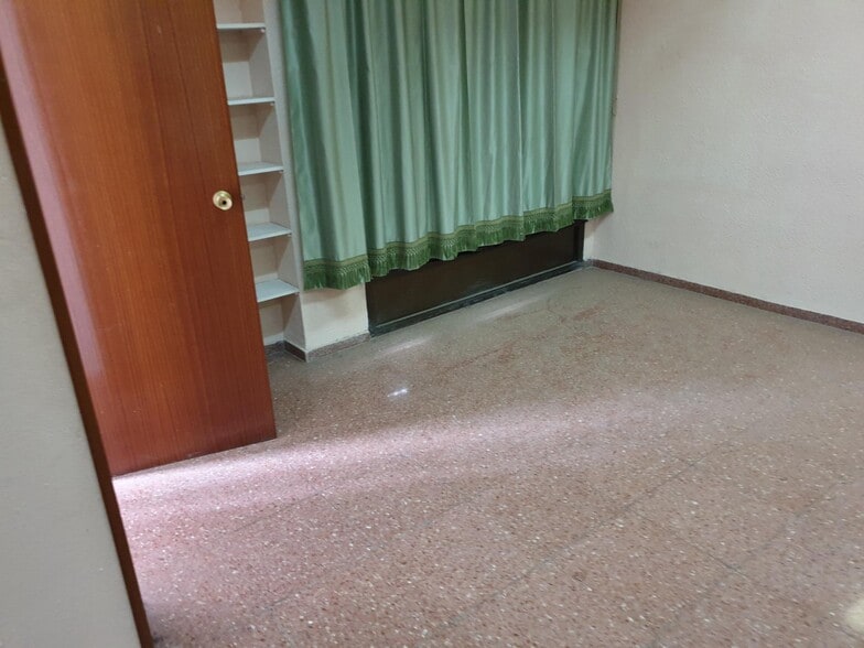 Local en Elda en venta - Foto del interior - Imagen 2 de 26