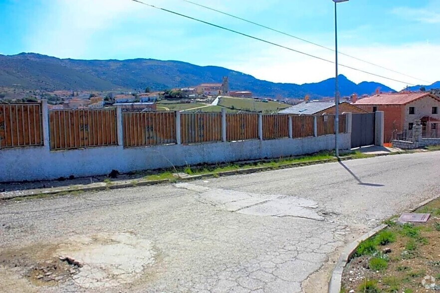 Terrenos en Robledo De Chavela, Madrid en venta - Foto del edificio - Imagen 1 de 17