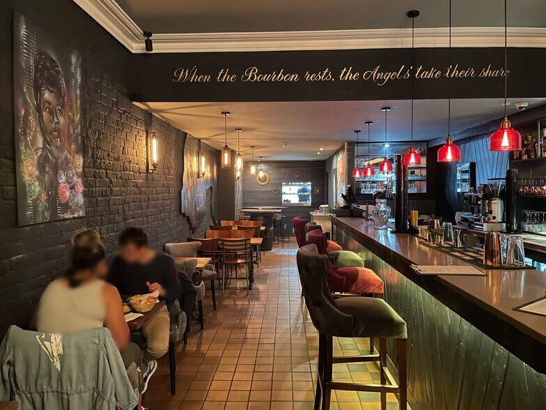 387 Roman Rd, London en alquiler - Foto del edificio - Imagen 2 de 8