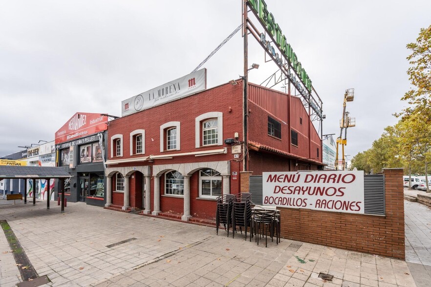 Local en Collado Villalba, Madrid en venta - Foto del edificio - Imagen 3 de 5