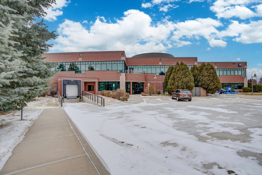 9240 Explorer Dr, Colorado Springs, CO en alquiler - Foto del edificio - Imagen 2 de 60