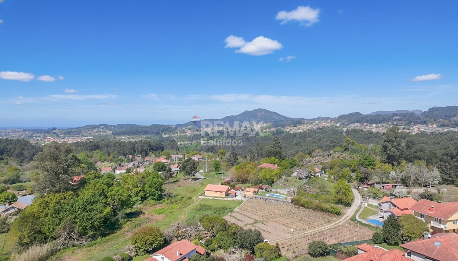 Terreno en Gondomar, Pontevedra en venta Vista aérea- Imagen 1 de 26
