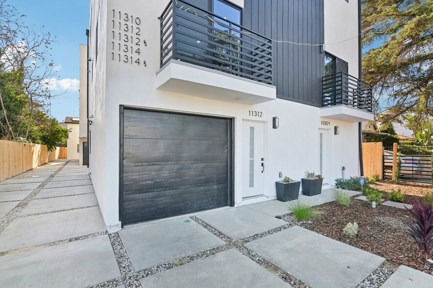 11312 Martha St, North Hollywood, CA en venta - Foto del edificio - Imagen 2 de 15