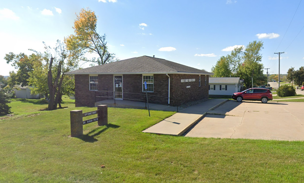 1302 S Broadway St, Toledo, IA en venta - Foto del edificio - Imagen 2 de 11