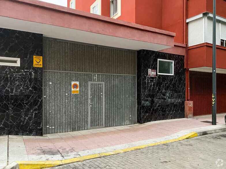 Local en Parla, Madrid en venta - Foto del edificio - Imagen 1 de 1