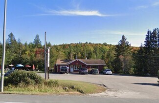 Más detalles de 1176 Rd Québec 117, St-Faustin-Lac-Carré, QC - Local en venta