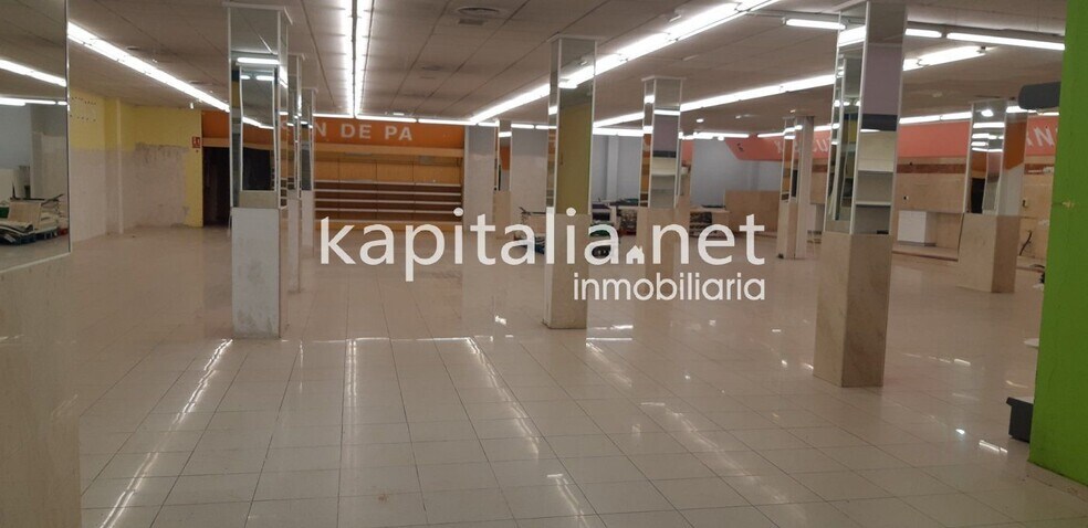 Local en Bocairent, Valencia en venta - Foto del edificio - Imagen 2 de 4