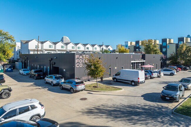 Más detalles de 5832 Fairdale Ln, Houston, TX - Local en alquiler