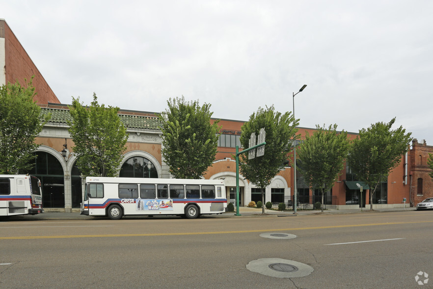 325 Market St, Chattanooga, TN en alquiler - Foto del edificio - Imagen 3 de 45