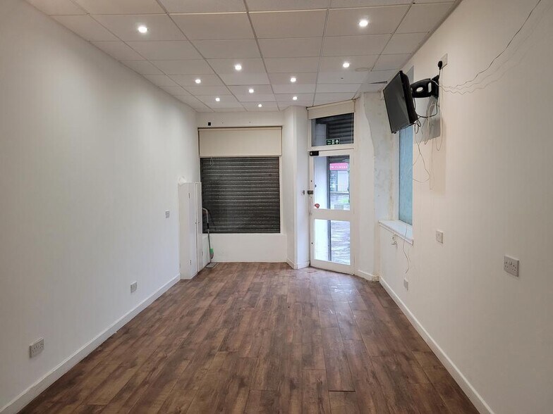 112 Queensferry Rd, Rosyth en venta - Foto del edificio - Imagen 3 de 3